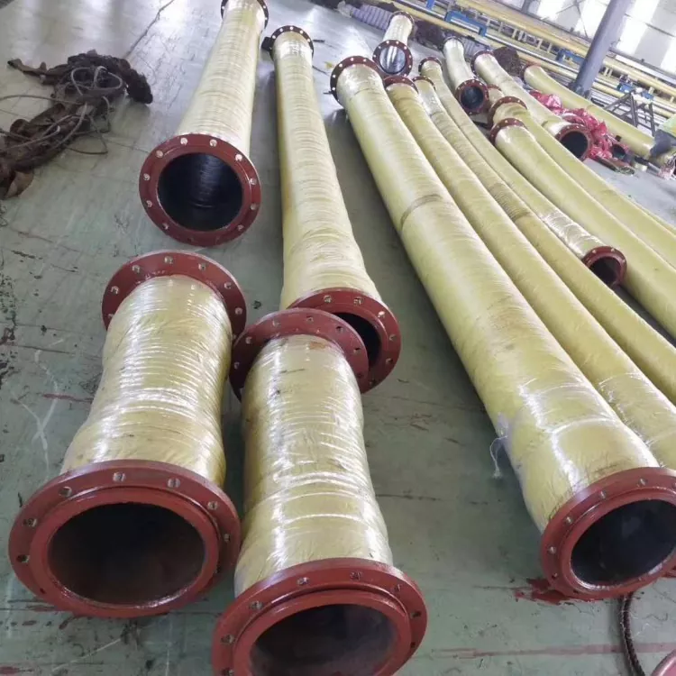 ကြီးမားသော Diameter Heavy-Duty Flanged Rubber Hose